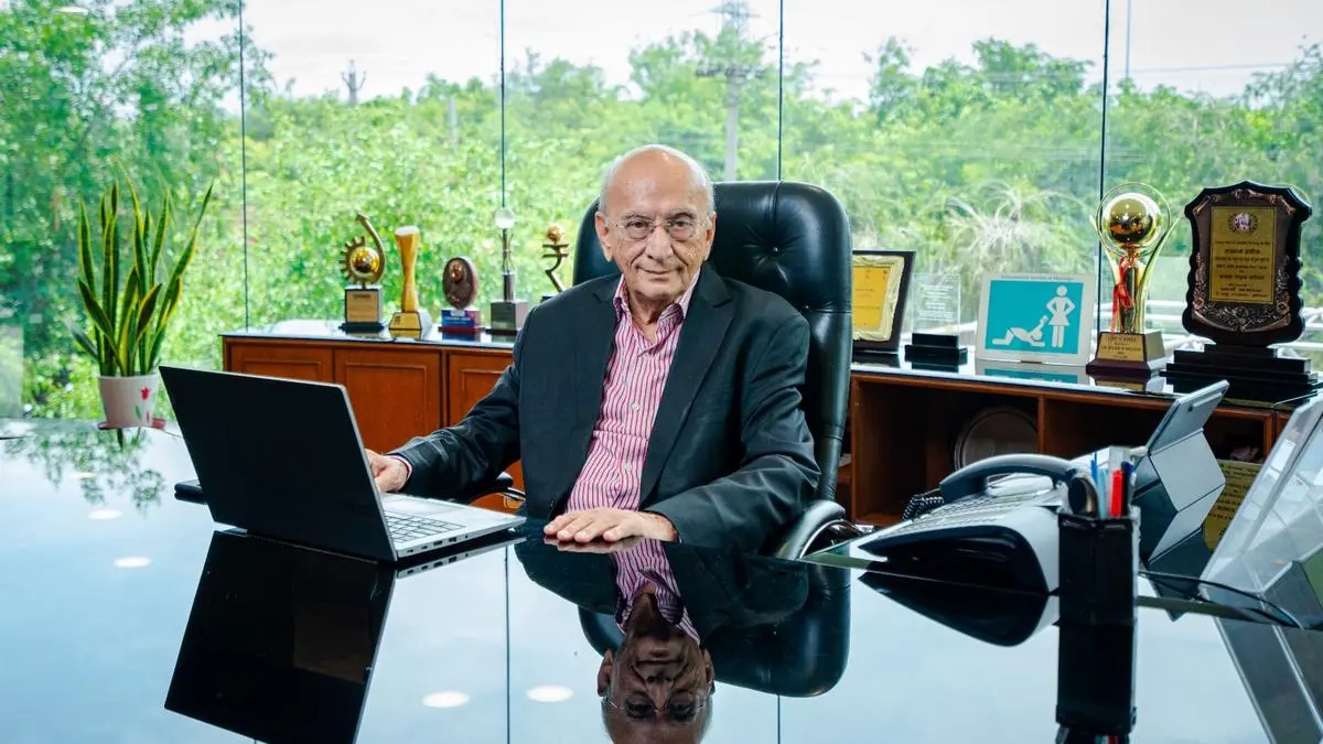 Finding a niche in air, water and carbon